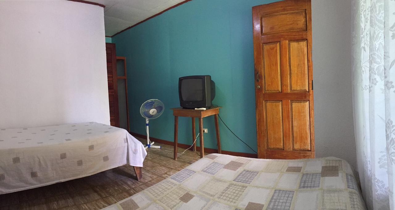 Cabinas Palmer Makanda Cahuita Exterior foto