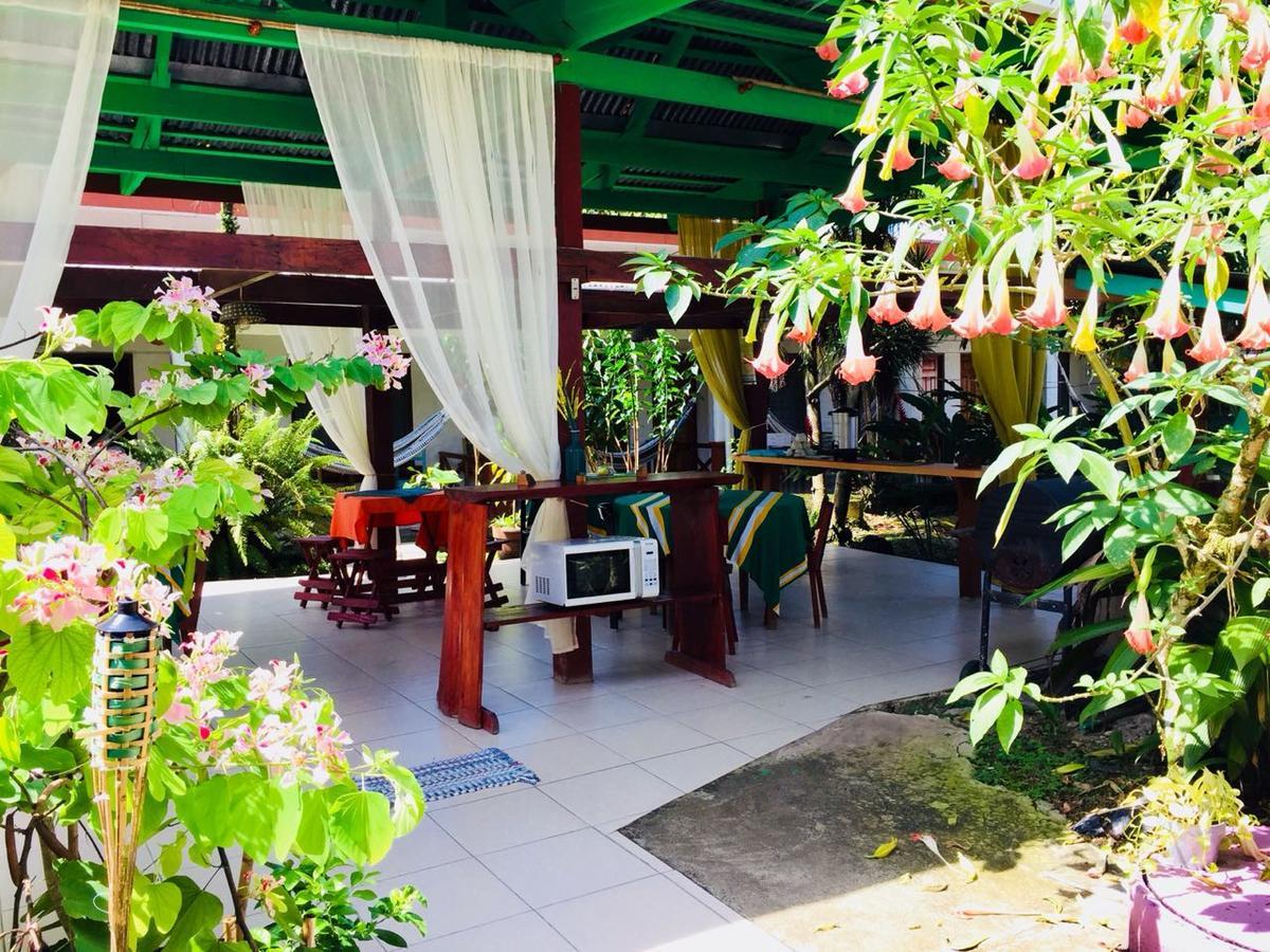 Cabinas Palmer Makanda Cahuita Exterior foto