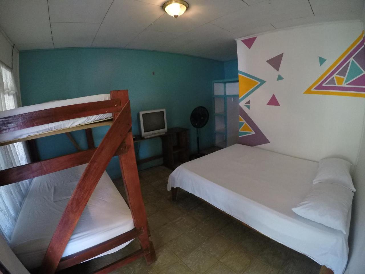 Cabinas Palmer Makanda Cahuita Exterior foto